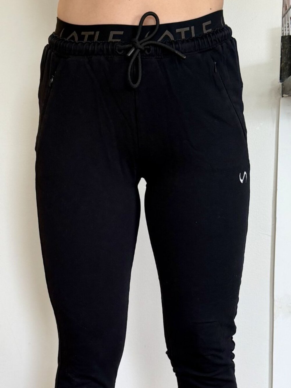 TLF All Day Ease Comfort Joggers in Womens Size S